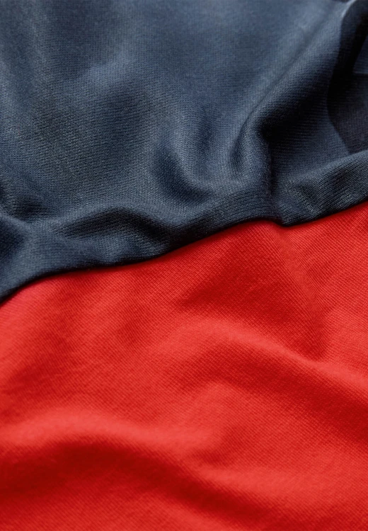 2915aa3e98e506568b94412cffcce6bd