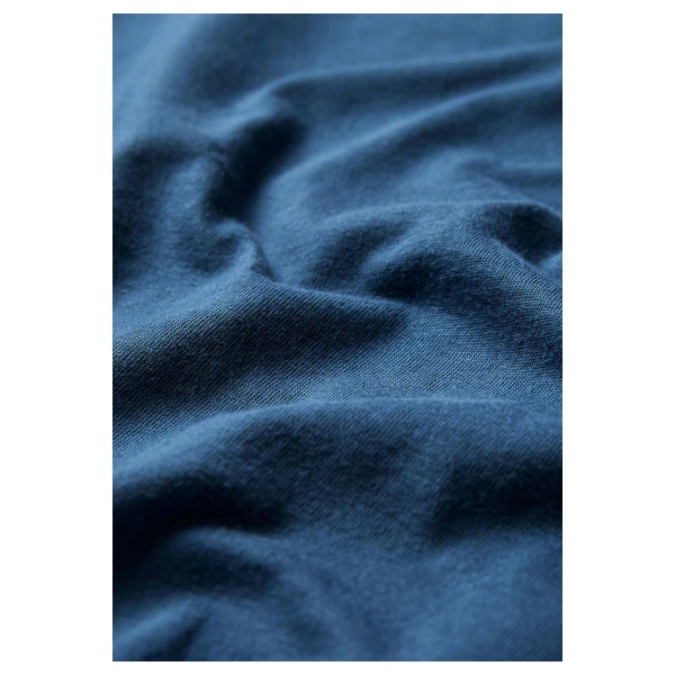 12011324_5032_4