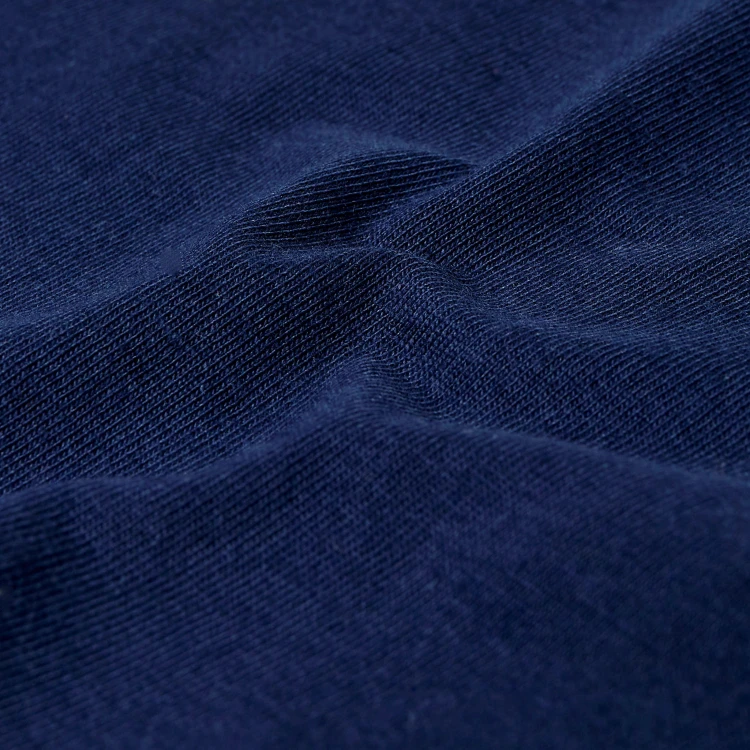 12011248_590_4